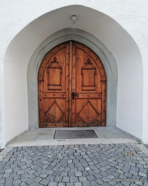 Alte Kirche Götzis Trauerfeier Begräbnis Beerdigung Verabschiedung Vorarlberg Musik Kirche Trauersängerin Sängerin mit Gitarre www.trauer-musik.at www.gesangundgitarre.at Gesang Gitarre Yvonne Brugger Trauersängerin KirchensängerinKirche Feldkirch Gisingen Trauerfeier Beerdigung Verabschiedung Vorarlberg Musik Kirche Trauersängerin Sängerin mit Gitarre www.trauer-musik.at www.gesangundgitarre.at Gesang Gitarre Yvonne Brugger Trauersängerin Kirchensängerin