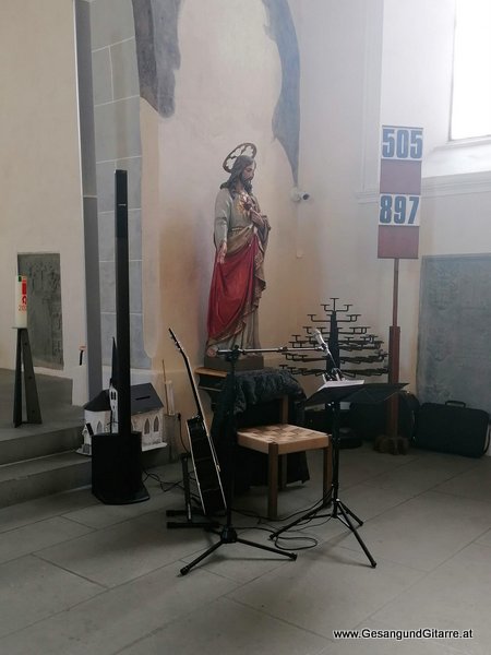 Alte Kirche Götzis Trauerfeier Begräbnis Beerdigung Verabschiedung Vorarlberg Musik Kirche Trauersängerin Sängerin mit Gitarre www.trauer-musik.at www.gesangundgitarre.at Gesang Gitarre Yvonne Brugger Trauersängerin KirchensängerinKirche Feldkirch Gisingen Trauerfeier Beerdigung Verabschiedung Vorarlberg Musik Kirche Trauersängerin Sängerin mit Gitarre www.trauer-musik.at www.gesangundgitarre.at Gesang Gitarre Yvonne Brugger Trauersängerin Kirchensängerin