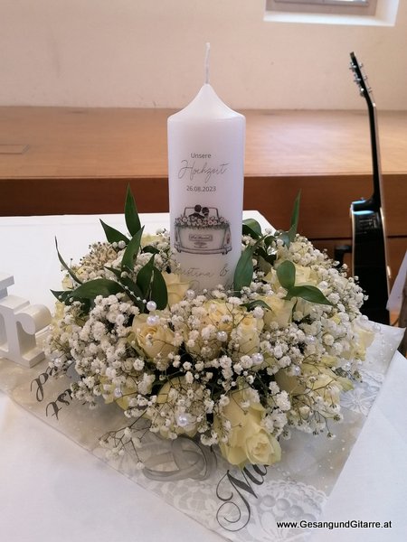 Freie Trauung Salomon Sulzer Saal Hohenems Musik Solomusikerin Sängerin Hochzeitssängerin Hochzeit Trauung Vorarlberg Kirche www.gesangundgitarre.at Gesang Gitarre Yvonne Brugger