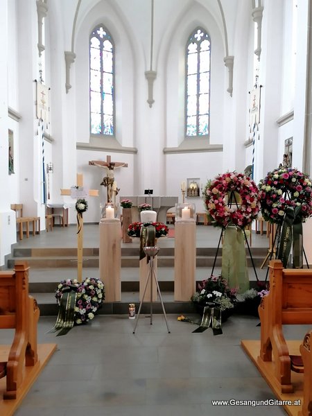 Kirche Gaissau Bodensee Vorarlberg Trauerfeier Beerdigung Verabschiedung Musik Kirche Solomusikerin Sängerin mit Gitarre www.trauer-musik.at www.gesangundgitarre.at Gesang Gitarre Yvonne Brugger Trauersängerin Kirchensängerin Kirche Trauerfeier Beerdigung Verabschiedung Vorarlberg Musik Kirche Sängerin mit Gitarre www.trauer-musik.at www.gesangundgitarre.at Gesang Gitarre Yvonne Brugger Trauersängerin Kirchensängerin