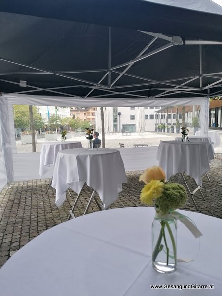 Eschen Fürstentum Liechtenstein Bodensee Bodenseekreis Allgäu Trauung Musik Solomusikerin Sängerin Hochzeitssängerin Hochzeit Trauung Vorarlberg Kirche www.gesangundgitarre.at Gesang Gitarre Yvonne Brugger