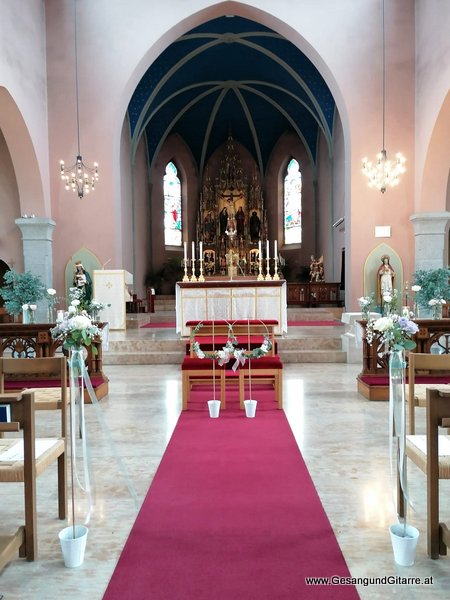 Eschen Fürstentum Liechtenstein Bodensee Bodenseekreis Allgäu Trauung Musik Solomusikerin Sängerin Hochzeitssängerin Hochzeit Trauung Vorarlberg Kirche www.gesangundgitarre.at Gesang Gitarre Yvonne Brugger