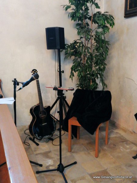 Kirche Kapelle Hohenems Vorarlberg Verabschiedung Trauerfeier Beerdigung Verabschiedung Totenwache Musik Kirche Solomusikerin Sängerin mit Gitarre www.trauer-musik.at www.gesangundgitarre.at Gesang Gitarre Yvonne Brugger Trauersängerin Kirchensängerin Kirche Trauerfeier Beerdigung Verabschiedung Vorarlberg Musik Kirche Sängerin mit Gitarre www.trauer-musik.at www.gesangundgitarre.at Gesang Gitarre Yvonne Brugger Trauersängerin Kirchensängerin