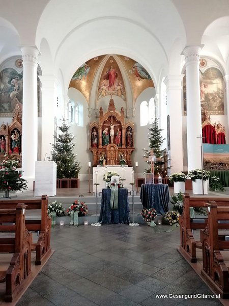 St. Georg Kirche Lauterach Vorarlberg Verabschiedung Trauerfeier Beerdigung Verabschiedung Totenwache Musik Kirche Solomusikerin Sängerin mit Gitarre www.trauer-musik.at www.gesangundgitarre.at Gesang Gitarre Yvonne Brugger Trauersängerin Kirchensängerin Kirche Trauerfeier Beerdigung Verabschiedung Vorarlberg Musik Kirche Sängerin mit Gitarre www.trauer-musik.at www.gesangundgitarre.at Gesang Gitarre Yvonne Brugger Trauersängerin Kirchensängerin