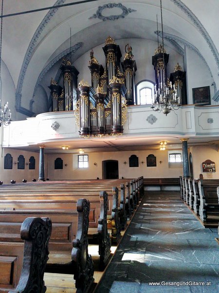 Basilika Rankweil Kirche Vorarlberg Verabschiedung Trauerfeier Beerdigung Verabschiedung Totenwache Musik Kirche Solomusikerin Sängerin mit Gitarre www.trauer-musik.at www.gesangundgitarre.at Gesang Gitarre Yvonne Brugger Trauersängerin Kirchensängerin Kirche Trauerfeier Beerdigung Verabschiedung Vorarlberg Musik Kirche Sängerin mit Gitarre www.trauer-musik.at www.gesangundgitarre.at Gesang Gitarre Yvonne Brugger Trauersängerin Kirchensängerin