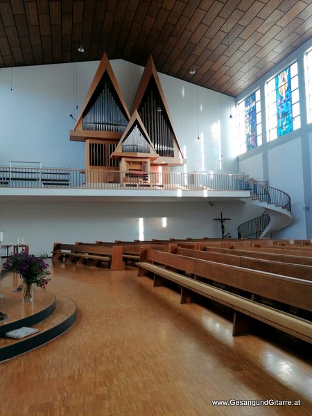 Altach Kirche Trauerfeier Beerdigung Verabschiedung Totenwache Musik Kirche Solomusikerin Sängerin mit Gitarre www.trauer-musik.at www.gesangundgitarre.at Gesang Gitarre Yvonne Brugger Trauersängerin Kirchensängerin Kirche Trauerfeier Beerdigung Verabschiedung Vorarlberg Musik Kirche Sängerin mit Gitarre www.trauer-musik.at www.gesangundgitarre.at Gesang Gitarre Yvonne Brugger Trauersängerin Kirchensängerin
