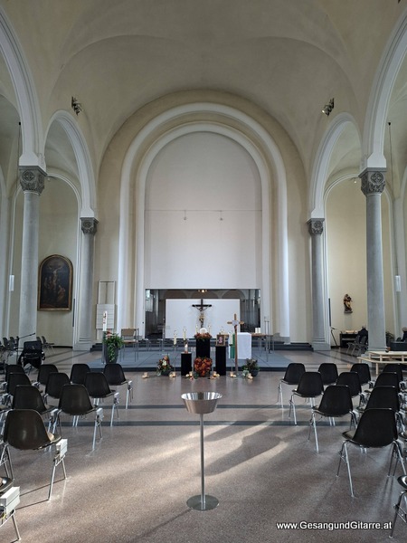 Kirche St. Sebastian Hard Vorarlberg Verabschiedung Trauerfeier Beerdigung Verabschiedung Totenwache Musik Kirche Solomusikerin Sängerin mit Gitarre www.trauer-musik.at www.gesangundgitarre.at Gesang Gitarre Yvonne Brugger Trauersängerin Kirchensängerin Kirche Trauerfeier Beerdigung Verabschiedung Vorarlberg Musik Kirche Sängerin mit Gitarre www.trauer-musik.at www.gesangundgitarre.at Gesang Gitarre Yvonne Brugger Trauersängerin Kirchensängerin