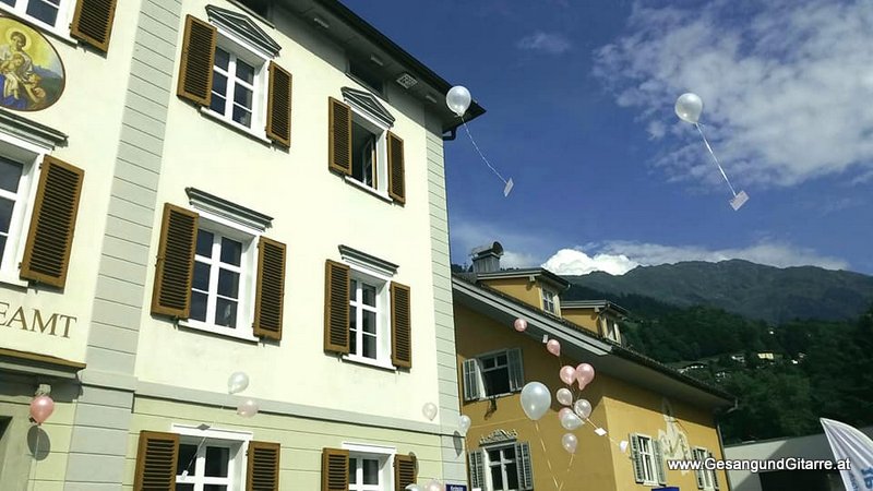 Standesamt Trauung Schruns Sängerin Yvonne Brugger VorarlbergStandesamt Trauung Schruns Sängerin Yvonne Brugger Vorarlberg