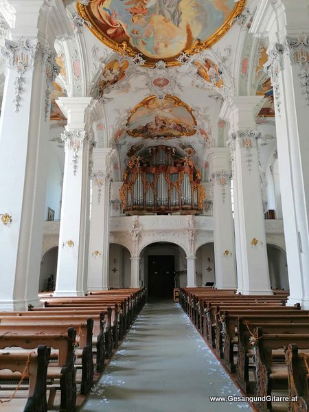 Sängerin Hochzeitssängerin Gitarre Trauung Kirche Trauungsmusik Hochzeitsmusik Isny Allgäu Ravensburg Baden-Württemberg Bayern Bodensee Bodenseeregion