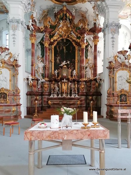 Sängerin Hochzeitssängerin Gitarre Trauung Kirche Trauungsmusik Hochzeitsmusik Isny Allgäu Ravensburg Baden-Württemberg Bayern Bodensee Bodenseeregion