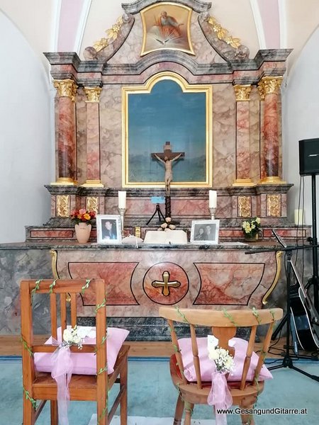 Sängerin Hochzeitssängerin Gitarre Trauung Kirche Trauungsmusik Hochzeitsmusik Kapelle Kirche Pertisau Achensee Tirol