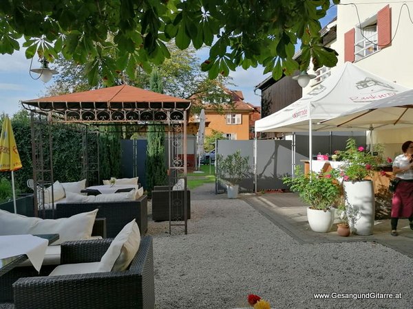 Sektempfang Geburtstagsfeier Sängerin Feier Musik Musikerin Vorarlberg Bodensee Bodenseeregion Rankweil