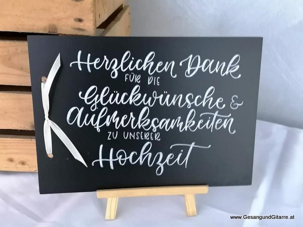 Sängerin Hochzeitssängerin Gitarre Trauung Kirche Trauungsmusik Hochzeitsmusik Freie Trauung Hohenems