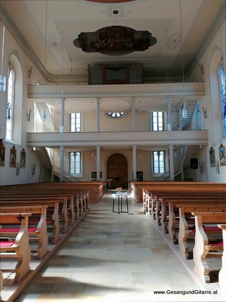 Sängerin Gitarre Musikerin Trauerfeier Verabschiedung Beerdigung Begräbnis Alberschwende Kirche