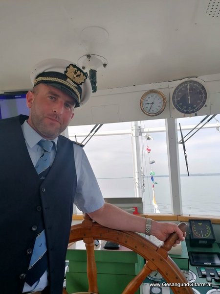 Sängerin Hochzeitssängerin Freie Trauung Schweiz Ostschweiz Trauungsmusik Hochzeitsmusik Schweizerische Schiffahrt Bodensee Bodenseeregion Hochzeit am Schiff Romanshorn Bad Horn Rorschach