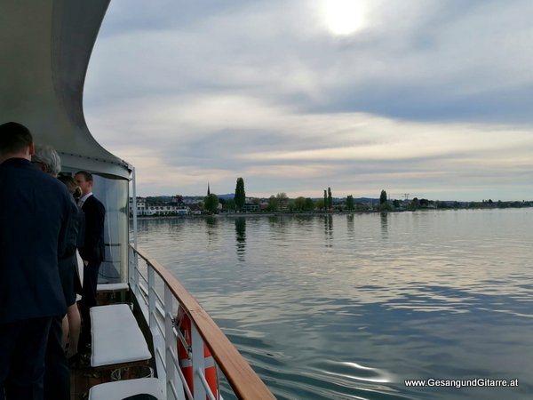 Sängerin Hochzeitssängerin Freie Trauung Schweiz Ostschweiz Trauungsmusik Hochzeitsmusik Schweizerische Schiffahrt Bodensee Bodenseeregion Hochzeit am Schiff Romanshorn Bad Horn Rorschach