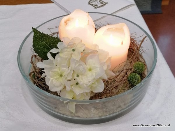 Standesamt Hard Vorarlberg Musik Sängerin Hochzeitssängerin Hochzeit Trauung Vorarlberg Kirche www.gesangundgitarre.at Gesang Gitarre Yvonne Brugger
