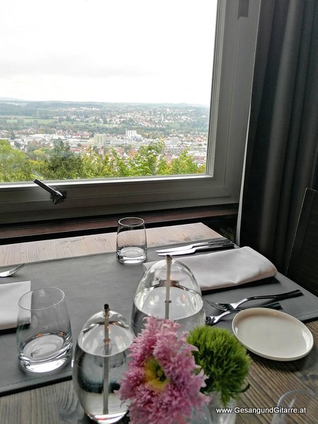 Sängerin Ravensburg Baden Württemberg Hochzeitsempfang Sektempfang Apero Agape Veranstaltung Geburtstagsfeier Alleineunterhalter Live Musik musikalische Umrahmung Feier Musik Musikerin Vorarlberg Bodensee Bodenseeregion Yvonne Brugger www.Gesangundgitarre.at