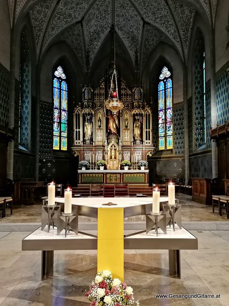 Kirche Gams Schweiz Trauerfeier Beerdigung Verabschiedung Vorarlberg Musik Kirche Trauersängerin Sängerin mit Gitarre www.trauer-musik.at www.gesangundgitarre.at Gesang Gitarre Yvonne Brugger Trauersängerin Kirchensängerin