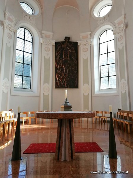 Koblach Trauerfeier Verabschiedung Beerdigung www.GesangundGitarre.at Yvonne Brugger Sängerin Trauersängerin Solosängerin Solomusikerin Musikerin Vorarllberg Ostschweiz Bodensee Bodenseeraum Grab Kirche