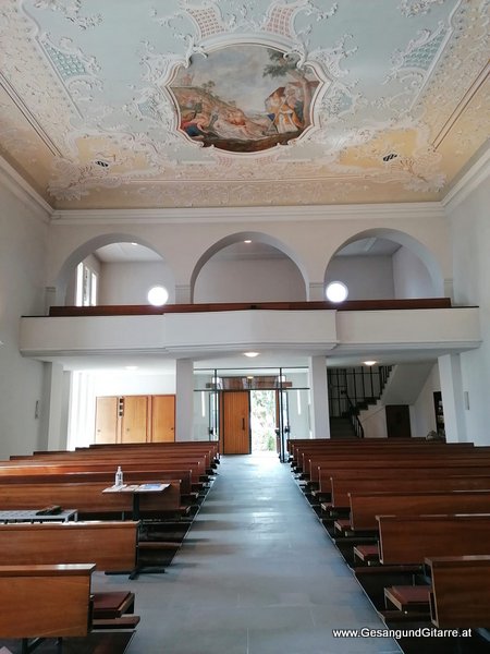 Kirche Röthis Musik Solomusikerin Sängerin Hochzeitssängerin Hochzeit Trauung Vorarlberg Kirche www.gesangundgitarre.at Gesang Gitarre Yvonne Brugger