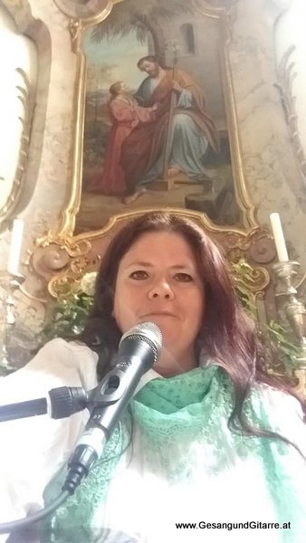 Sängerin Yvonne Brugger Taufe Musik Vorarlberg Kirche Viktorsberg