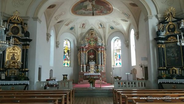 Sängerin Taufe Musik Untermalung Begleitung Kirche Vorarlberg