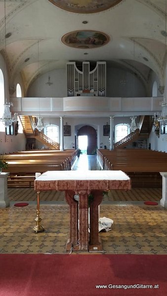 Sängerin Taufe Musik Untermalung Begleitung Kirche Vorarlberg