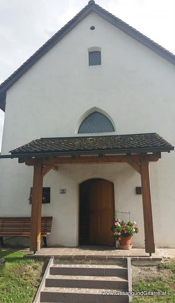 Sängerin Yvonne Brugger Taufe Kirche Musik Vorarlberg Liechtenstein