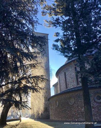 Sängerin Musik Trauerfeier Bludenz Trauersängerin Kirche Beerdigung Begräbnis