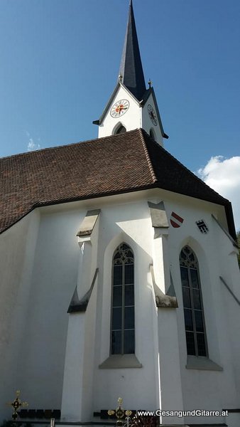 Sängerin Yvonne Brugger Musik Totenwache Trauerfeier Vorarlberg Röthis