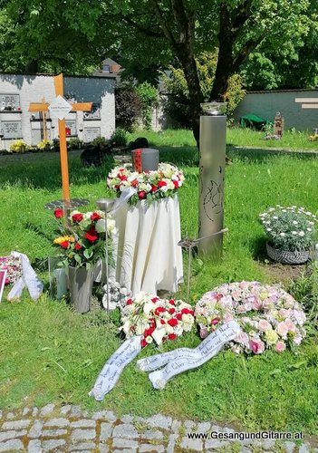 Musik am Grab Sängerin Trauersängerin Vorarlberg Thüringen Verabschiedung Beisetzung Trauerfeier