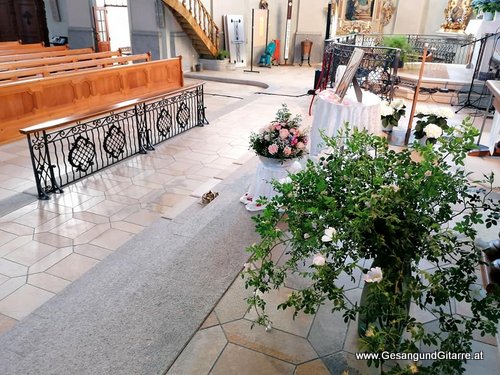 Musik Sängerin Trauersängerin Vorarlberg Kirche Höchst Verabschiedung Beisetzung Trauerfeier