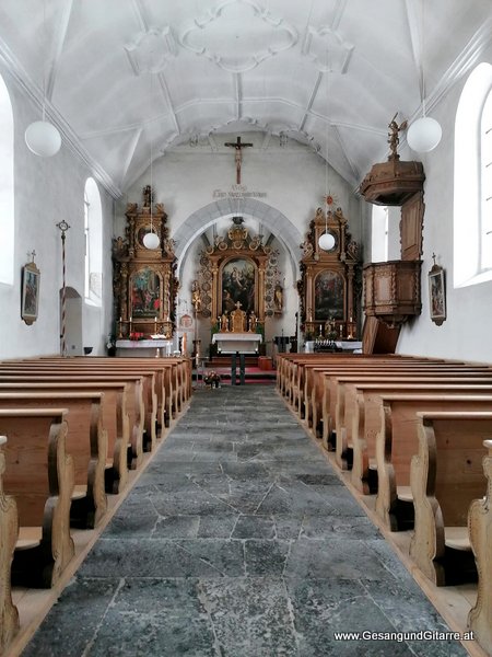 Thüringen Musik Trauerfeier Kirche Trauersängerin Sängerin mit Gitarre Beerdigung Begräbnis Trauerfeier Verabschiedung Vorarlberg www.gesangundgitarre.at yvonne brugger