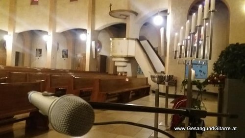 Musik Trauermusik Träuersängerin Sängerin Kirche Kirchensängerin Solosängerin Beerdigung Vorarlberg