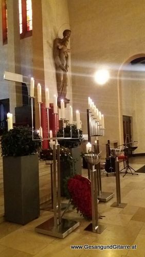 Musik Trauermusik Träuersängerin Sängerin Kirche Kirchensängerin Solosängerin Beerdigung Vorarlberg