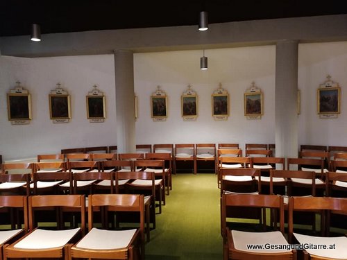 Trauerfeier Stille Verabschiedung Musik Sängerin Gesang Gitarre Lustenau
