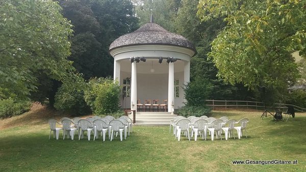 Sängerin Hochzeitssängerin Yvonne Brugger Standesamt Villa Falkenhorst Vorarlberg Trauung Hochzeit