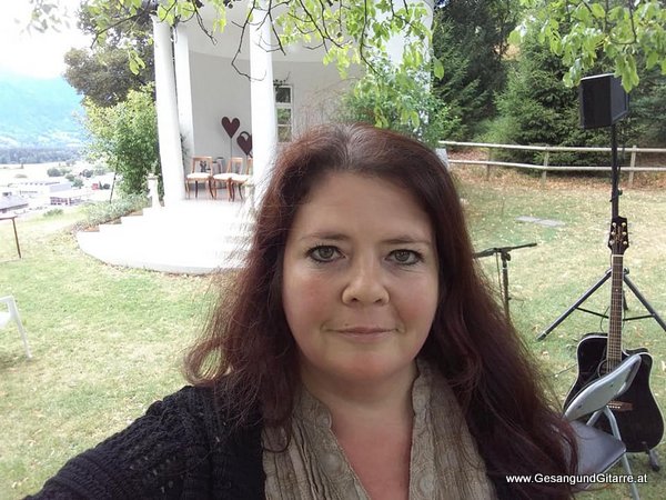 Sängerin Hochzeitssängerin Yvonne Brugger Standesamt Villa Falkenhorst Vorarlberg Trauung Hochzeit