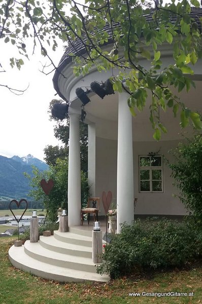 Sängerin Hochzeitssängerin Yvonne Brugger Standesamt Villa Falkenhorst Vorarlberg Trauung Hochzeit