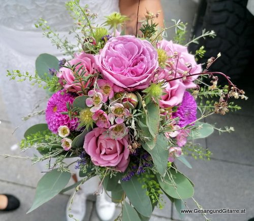 Sängerin Hochzeitssängerin Yvonne Brugger Trauung Hochzeit Musik Vorarlberg Standesamt Rathaus Dornbirn