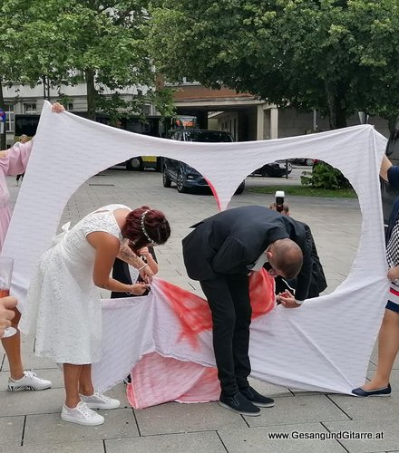 Sängerin Hochzeitssängerin Yvonne Brugger Trauung Hochzeit Musik Vorarlberg Standesamt Rathaus Dornbirn