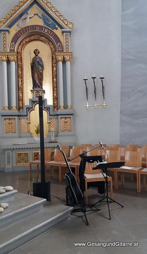 Hochzeitssängerin Sängerin mit Gitarre Musik in Sulzberg