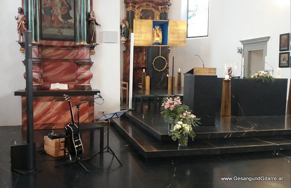 Sängerin Hochzeitssängerin Yvonne Brugger Trauung Hochzeit Kirche Musik Vorarlberg