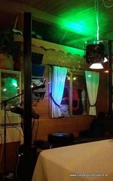Sängerin Alleinunterhalterin Musik Veranstaltung Feier Geburtstagsfeier Vorarlberg