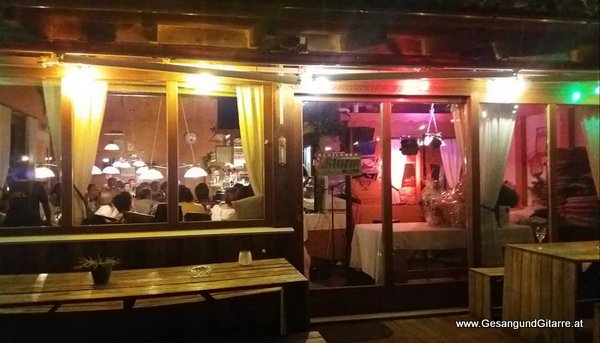 Sängerin Alleinunterhalterin Musik Veranstaltung Feier Geburtstagsfeier Vorarlberg